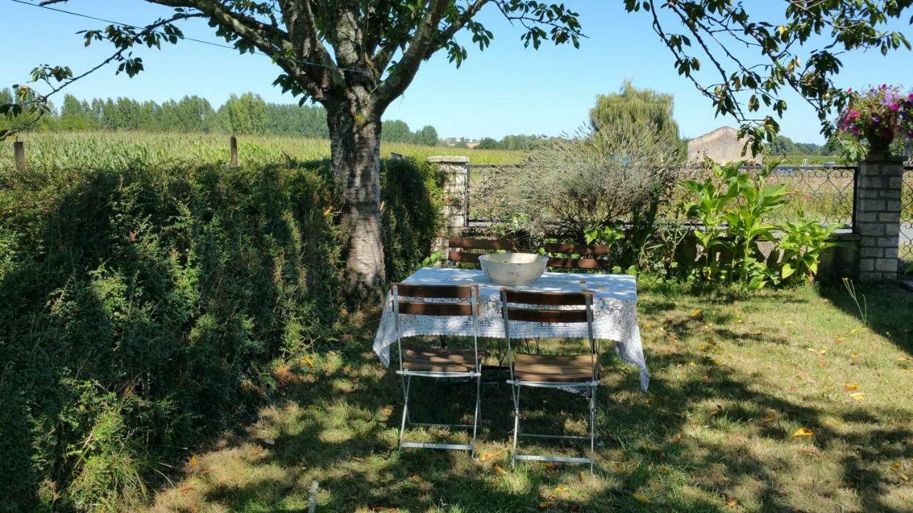 B&B Le Savoir Vivre Bonnes  외부 사진
